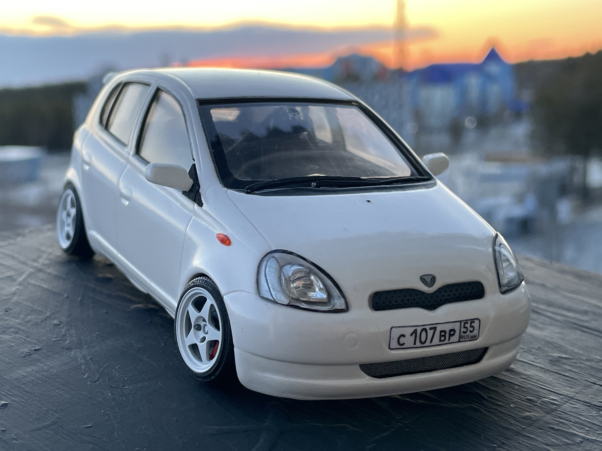 Toyota vitz fujimi 1:24 | Пикабу