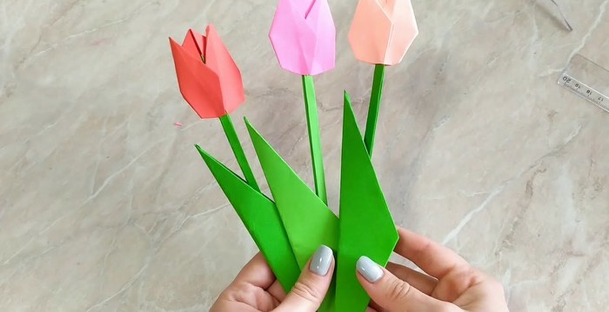 Цветок крокус своими руками оригами. Подарок для мамы тюльпаны из бумаги.