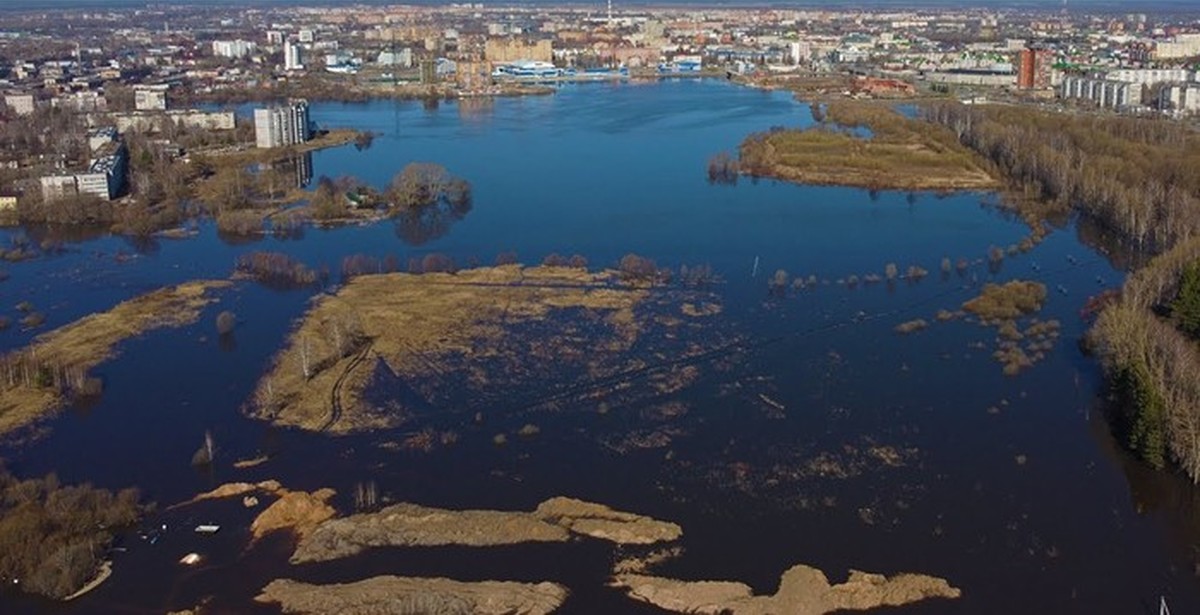 Видео йошкар. Плотина Йошкар Ола Сосновая роща. Водопад Йошкар-Ола. Плотина Йошкар-Ола половодье. Платина в Йошкар-Ола на Кокшаге.