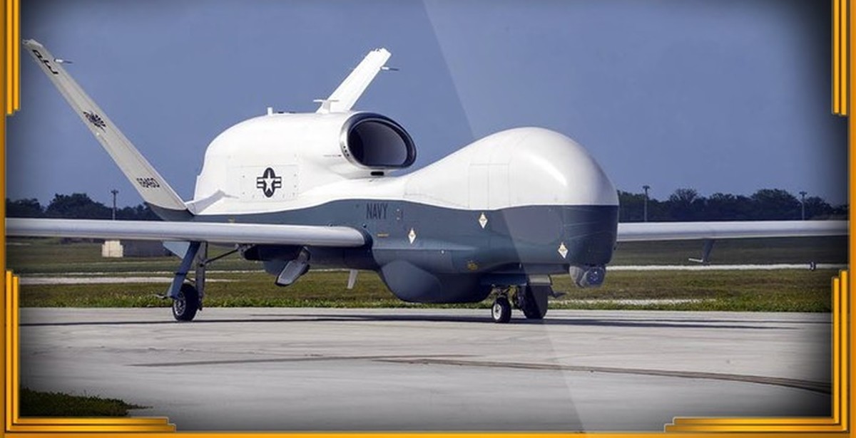 Mq 4 global hawk. Mq-4c «Тритон». БПЛА mq-4c Triton. Northrop Grumman mq-4c Triton.