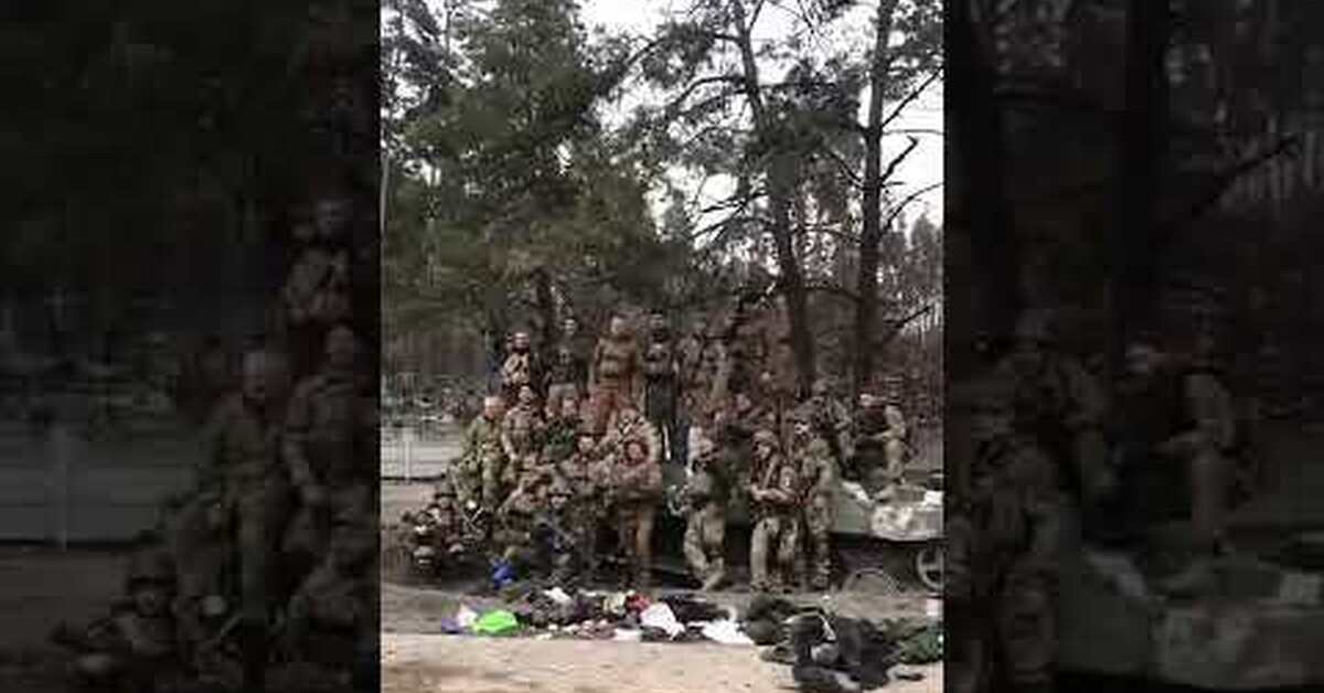 Как уничтожают всушников в часов яр. Убитие солдати наукраини. Танк в упор выстрелил в ВСУ. Танк выстрельнул в ВСУ. Танкисты стреляют по ВСУ.