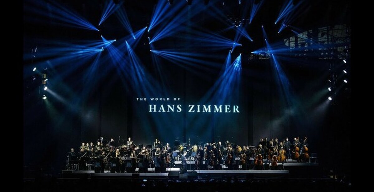 Zimmer orchestra. Ханс Циммер оркестр. Ханс Циммер концерт в Москве. Hanz концерт Hans Zimmer. Ханс Циммер 2022.