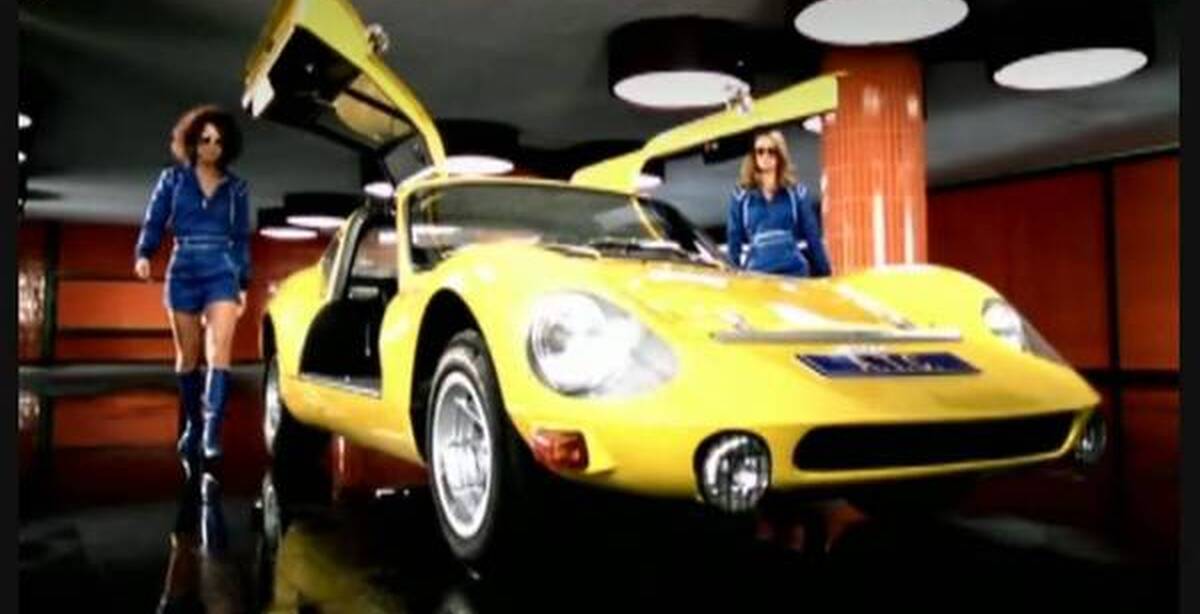 Атс around. Машина в клипе ATC around the World. Клип с желтой машиной. ATC желтая машина. Melkus RS 1000.