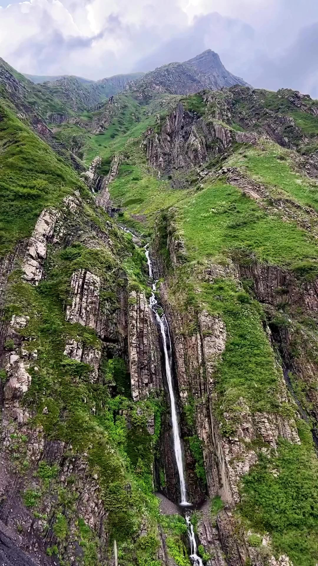 Ханагский водопад в Дагестане