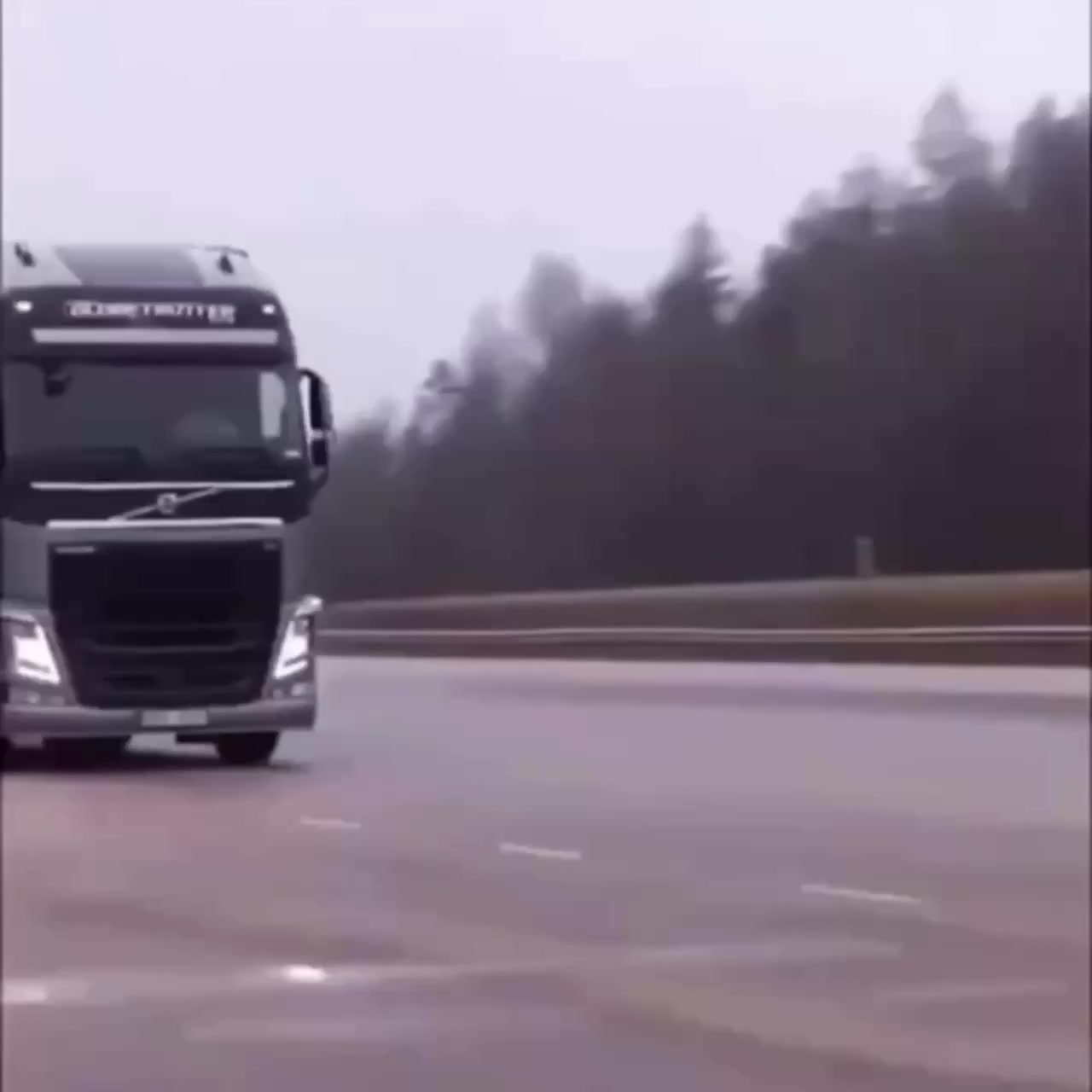 Торможение фуры. Торможение фуры